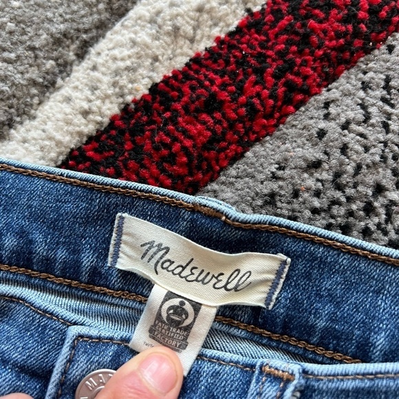 Madewell The Mid Rise Perfect Vintage Jeans - Picture 3 of 6